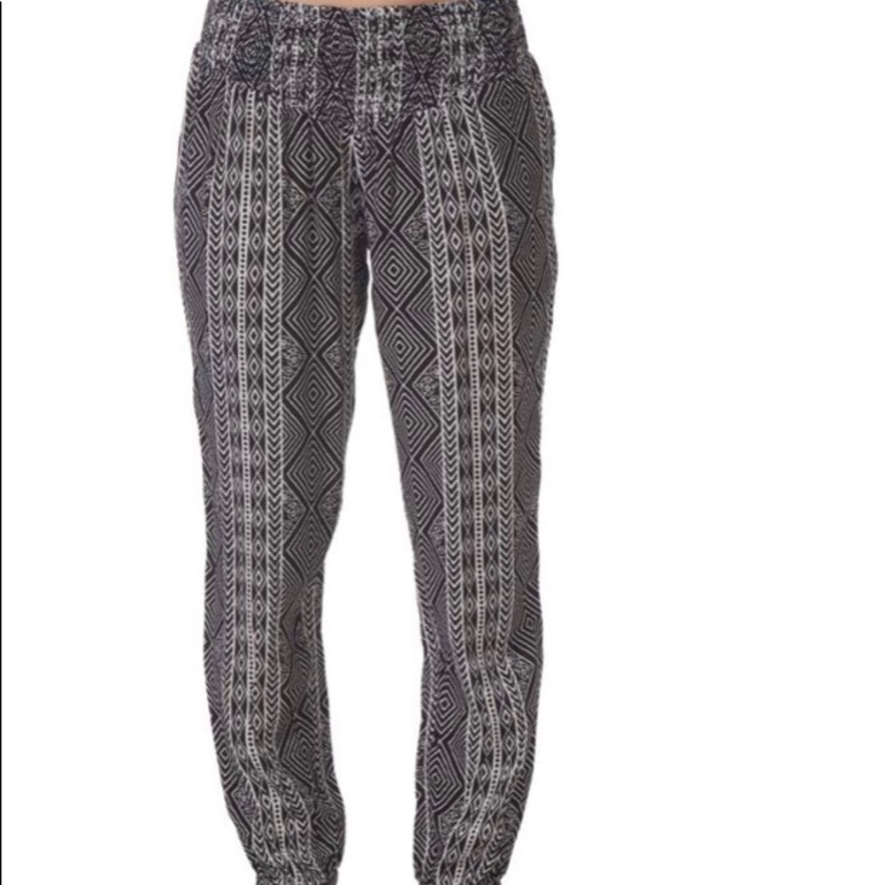 Rip curl beachy pants!